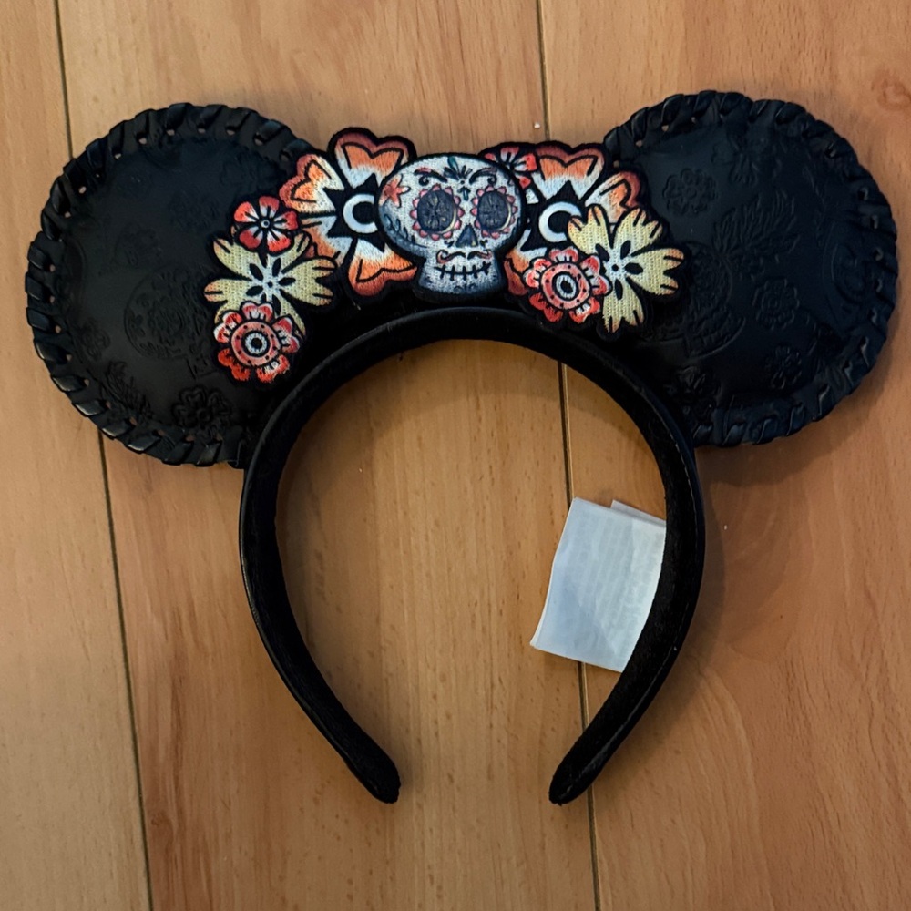 Disney Black Floral Skull Headband
